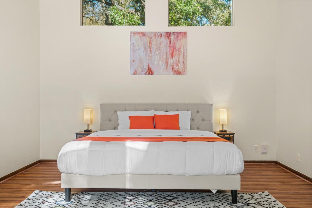 Villa Espanola San Antonio Bagian luar foto